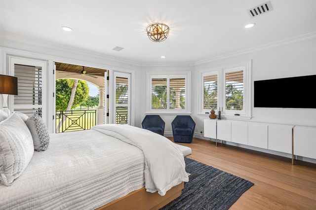121 Royal Palm Way, Boca Raton, FL 33432