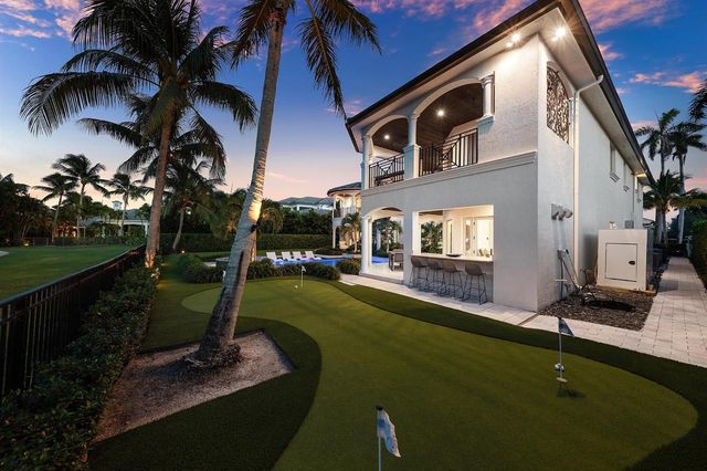 121 Royal Palm Way, Boca Raton, FL 33432