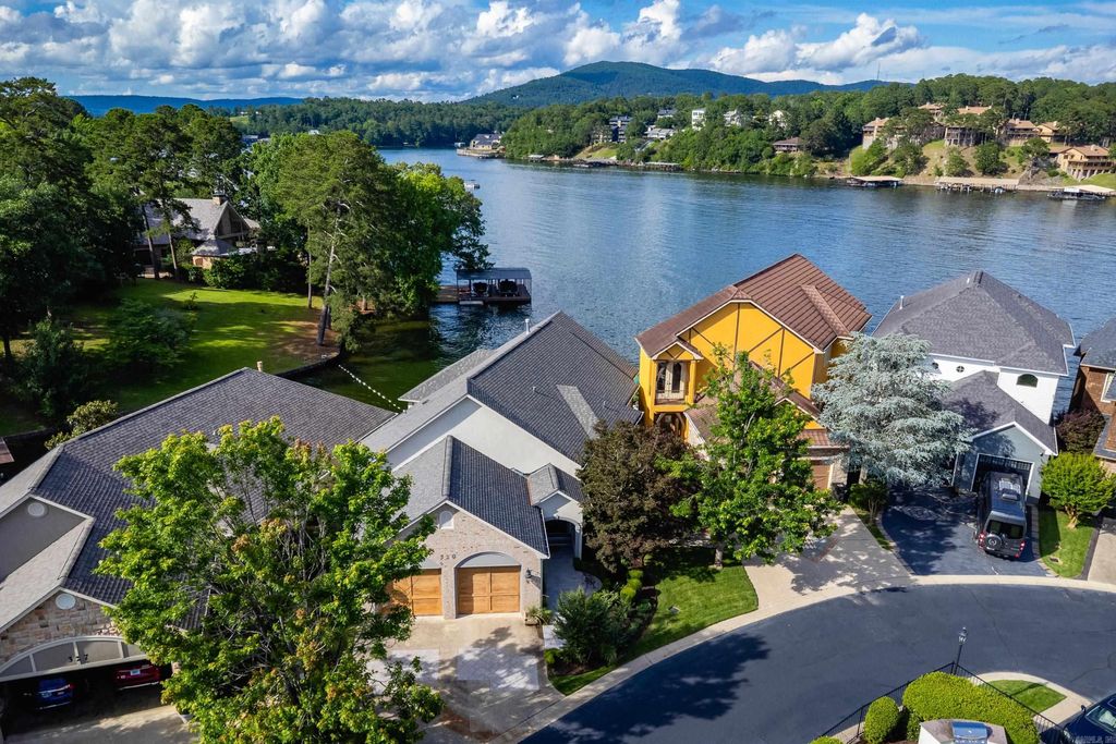 329 Paradise Point, Hot Springs, AR 71913