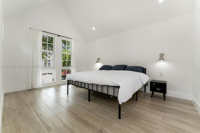 3125 Paola Drive 15, Miami, FL 33133