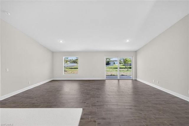 1707 NW 25th LN, Cape Coral, FL 33993