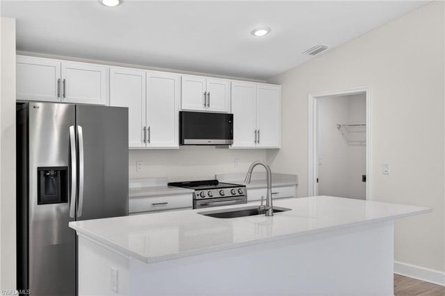 1707 NW 25th LN, Cape Coral, FL 33993