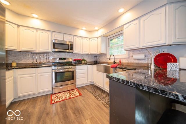 222 Timber Creek Drive, Connersville, IN 47331