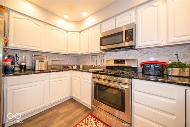 222 Timber Creek Drive, Connersville, IN 47331