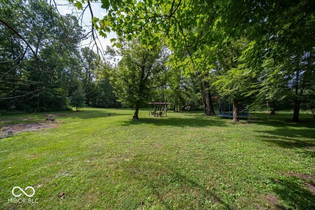 222 Timber Creek Drive, Connersville, IN 47331