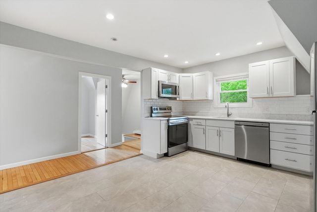 7-9 Leamington Rd 3, Boston, MA 02135