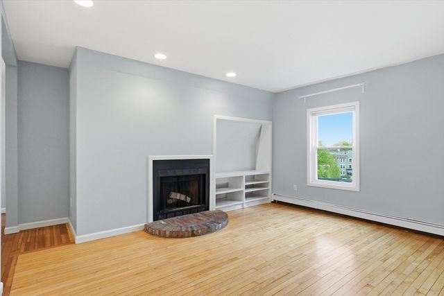 7-9 Leamington Rd 3, Boston, MA 02135