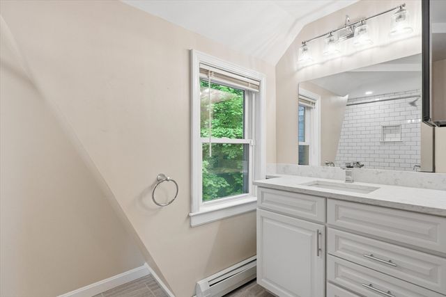 7-9 Leamington Rd 3, Boston, MA 02135
