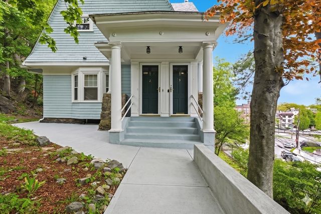 7-9 Leamington Rd 3, Boston, MA 02135