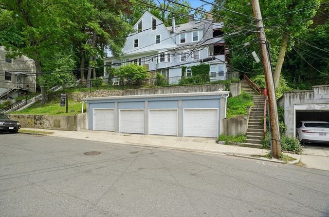 7-9 Leamington Rd 3, Boston, MA 02135