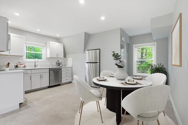 7-9 Leamington Rd 3, Boston, MA 02135