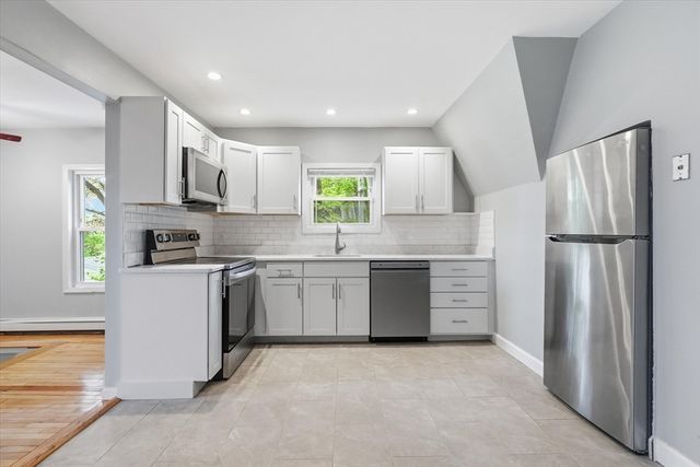 7-9 Leamington Rd 3, Boston, MA 02135