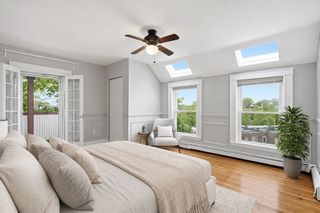 7-9 Leamington Rd 3, Boston, MA 02135