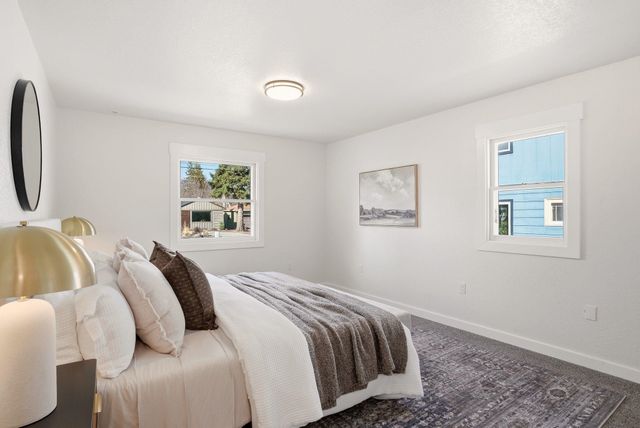 39 W 33rd Ave, Spokane, WA 99203