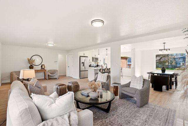 39 W 33rd Ave, Spokane, WA 99203