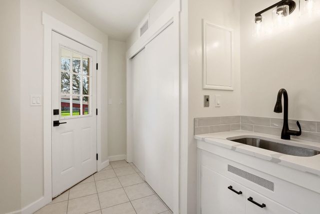 39 W 33rd Ave, Spokane, WA 99203