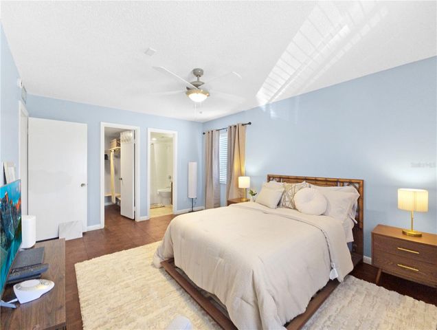 553 FAIRWAYS CIRCLE B, Ocala, FL 34472