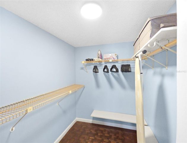 553 FAIRWAYS CIRCLE B, Ocala, FL 34472