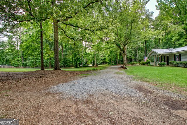 18 Glen Cannon Tr, Newnan, GA 30263