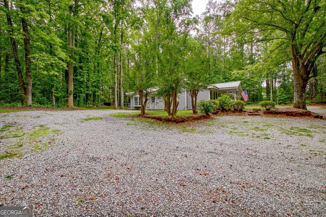 18 Glen Cannon Tr, Newnan, GA 30263
