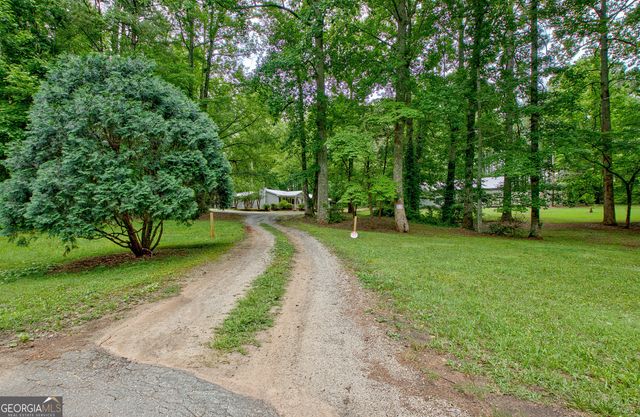 18 Glen Cannon Tr, Newnan, GA 30263