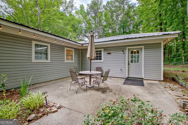 18 Glen Cannon Tr, Newnan, GA 30263