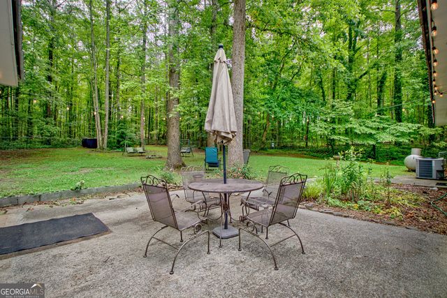 18 Glen Cannon Tr, Newnan, GA 30263