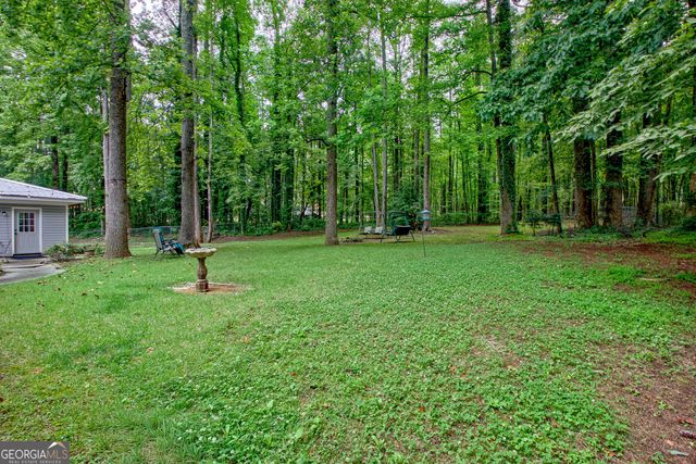 18 Glen Cannon Tr, Newnan, GA 30263