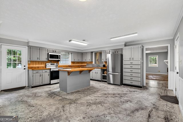18 Glen Cannon Tr, Newnan, GA 30263