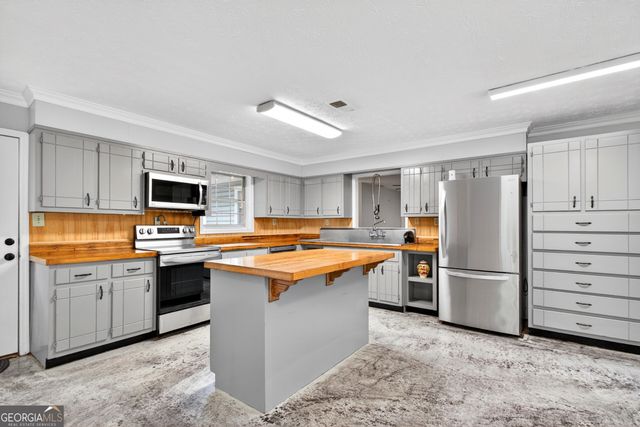 18 Glen Cannon Tr, Newnan, GA 30263