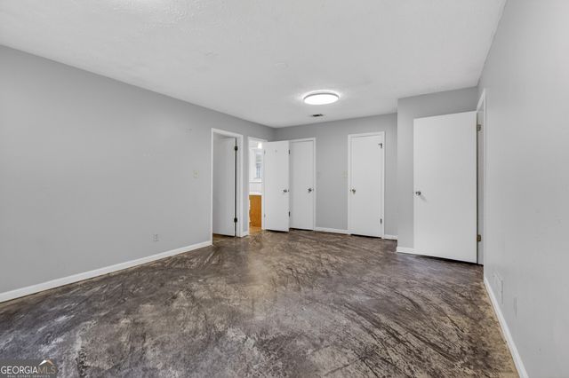 18 Glen Cannon Tr, Newnan, GA 30263