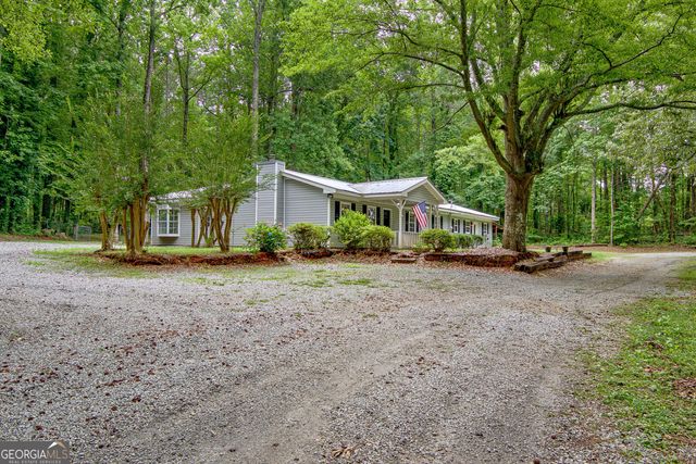 18 Glen Cannon Tr, Newnan, GA 30263