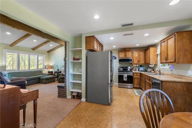 16430 McPherson, Lake Elsinore, CA 92530