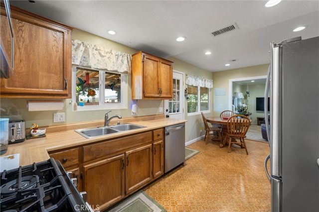 16430 McPherson, Lake Elsinore, CA 92530
