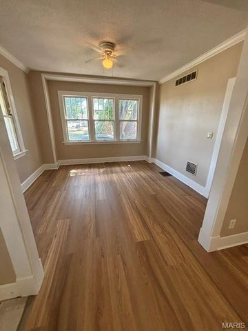 11915 Old Halls Ferry Road, Florissant, MO 63033