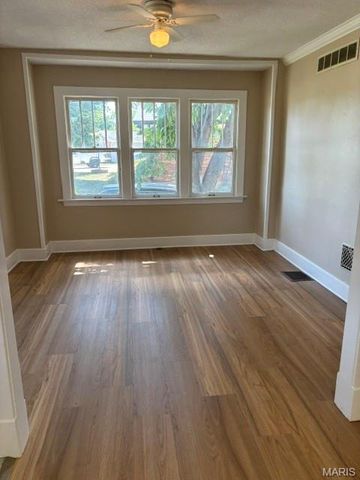 11915 Old Halls Ferry Road, Florissant, MO 63033