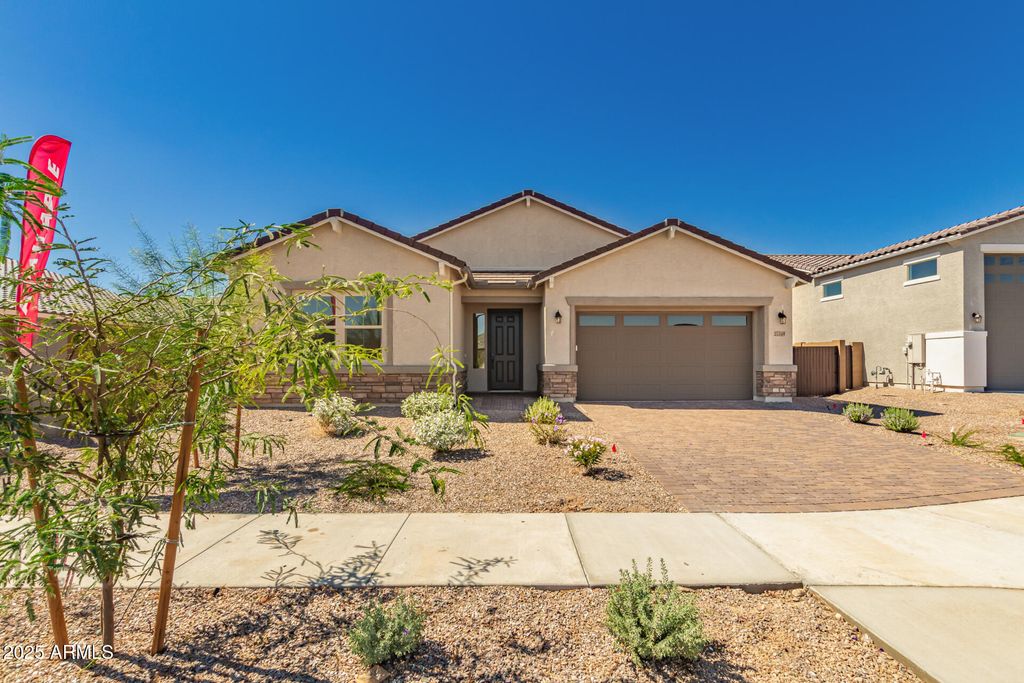 25348 N 158TH Avenue, Surprise, AZ 85387 — exterior