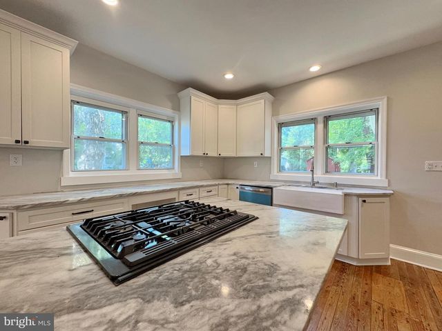 28250 OLD VILLAGE RD, Mechanicsville, MD 20659