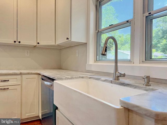 28250 OLD VILLAGE RD, Mechanicsville, MD 20659