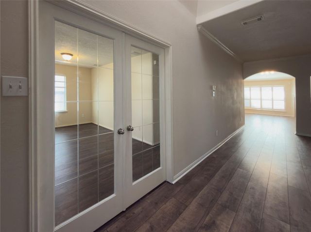 13102 Castlewind Lane, Pearland, TX 77584