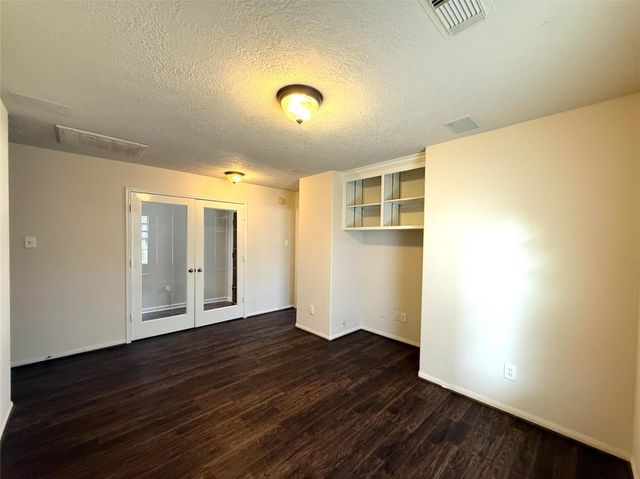 13102 Castlewind Lane, Pearland, TX 77584