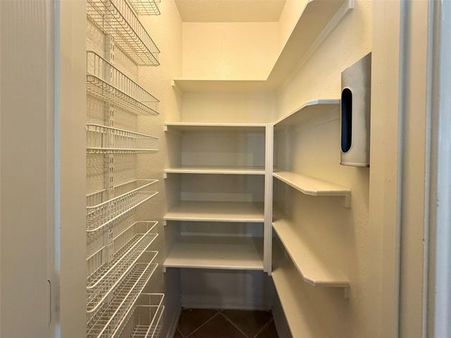 13102 Castlewind Lane, Pearland, TX 77584