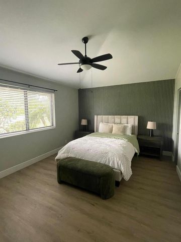 202 Club Drive, Palm Beach Gardens, FL 33418