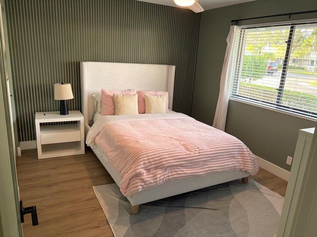 202 Club Drive, Palm Beach Gardens, FL 33418