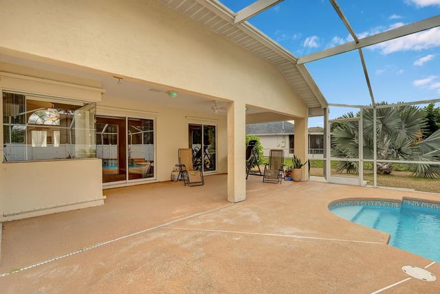 513 SE Cliff Road, Port St Lucie, FL 34953