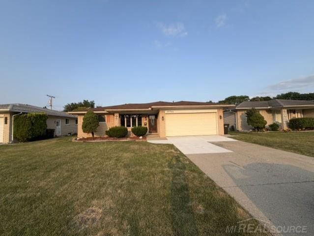 33742 Elford Drive, Sterling Heights, MI 48312