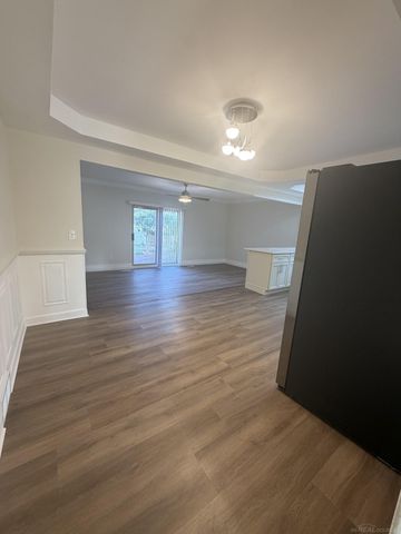 33742 Elford Drive, Sterling Heights, MI 48312