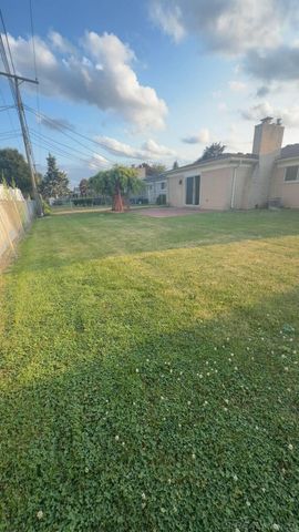 33742 Elford Drive, Sterling Heights, MI 48312