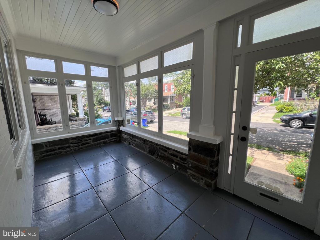 21 W LANGHORNE AVE, HAVERTOWN, PA 19083 — photo 5