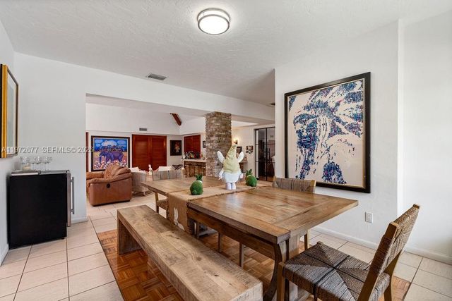 13780 SW 73rd Ct, Palmetto Bay, FL 33158